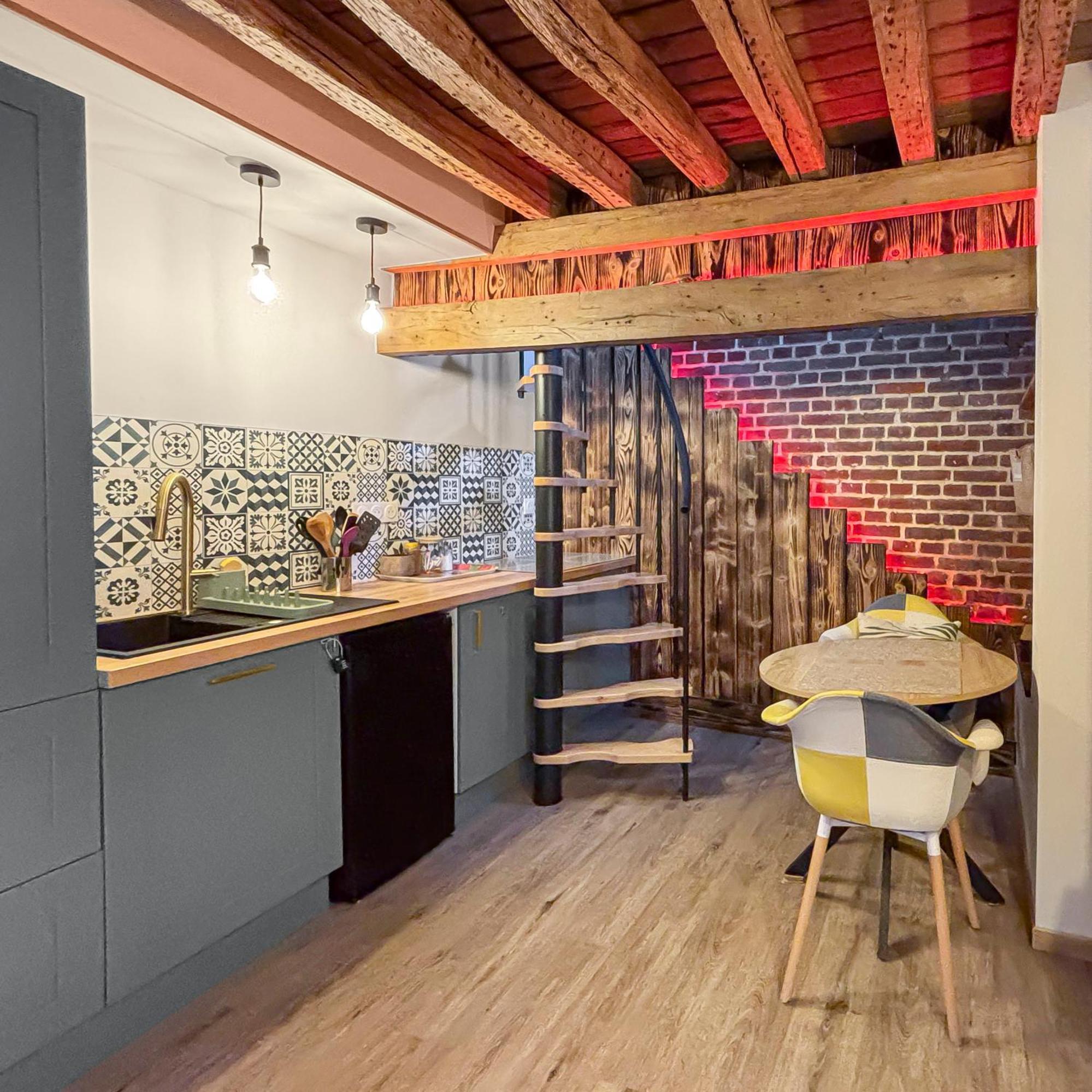 Duplex Cosy Avec Netflix & Amazon Prime Leilighet Beauvais Eksteriør bilde